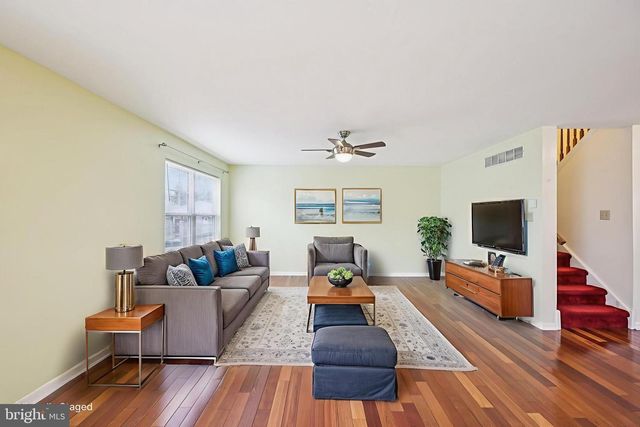 233 A MILTON AVE, Horsham, PA 19044