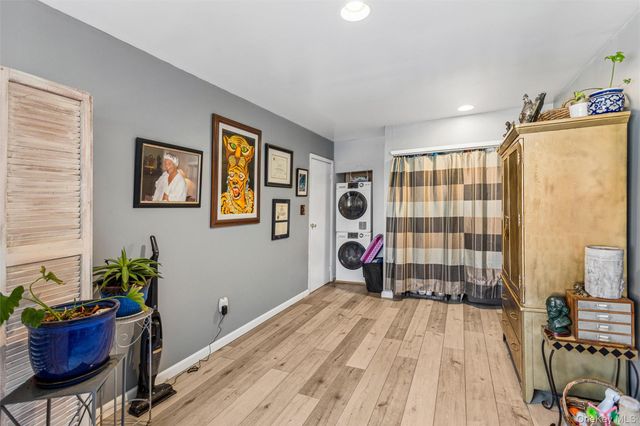 811 Shore Road 11, Long Beach, NY 11561