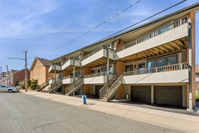 811 Shore Road 11, Long Beach, NY 11561