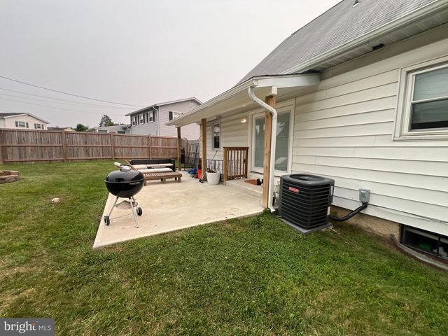 6017 BLACK FRIARS CIR, Baltimore, MD 21228
