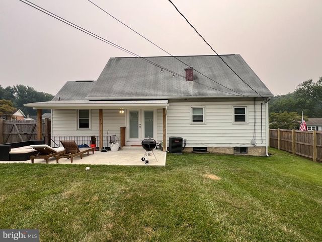 6017 BLACK FRIARS CIR, Baltimore, MD 21228