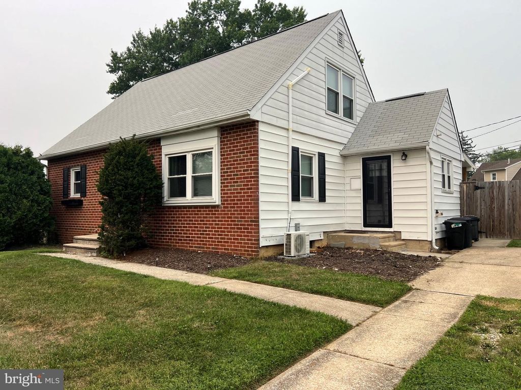 6017 BLACK FRIARS CIR, Baltimore, MD 21228