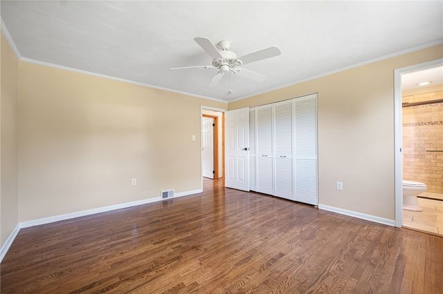 7113 Dumbarton Pl, Bethel Park, PA 15102