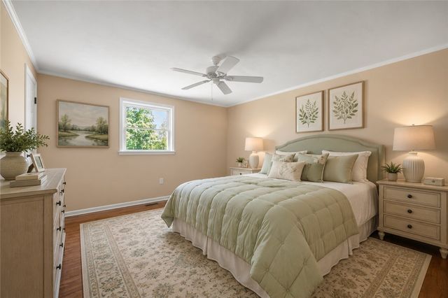 7113 Dumbarton Pl, Bethel Park, PA 15102