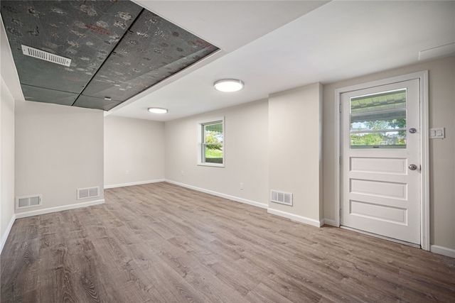7113 Dumbarton Pl, Bethel Park, PA 15102