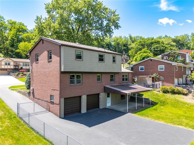 7113 Dumbarton Pl, Bethel Park, PA 15102