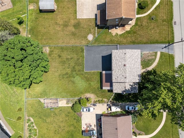 7113 Dumbarton Pl, Bethel Park, PA 15102