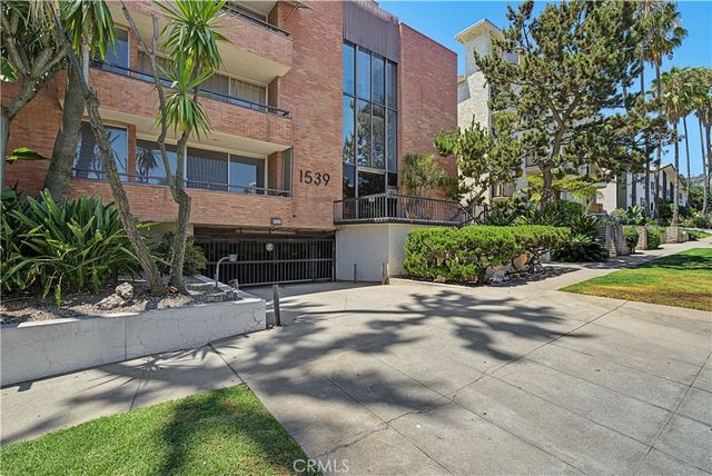 1539 N Laurel Avenue 202, Los Angeles, CA 90046