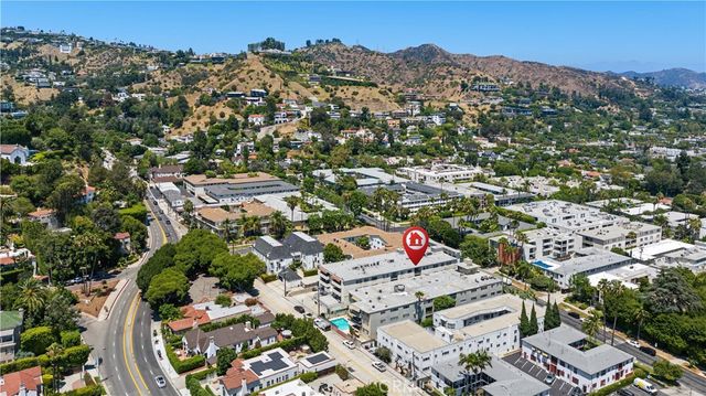 1539 N Laurel Avenue 202, Los Angeles, CA 90046