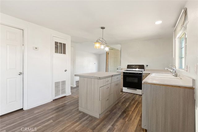 21285 Kinney, Perris, CA 92570