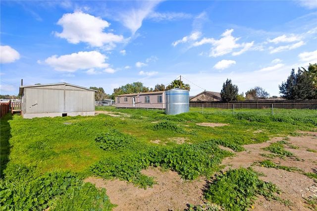 21285 Kinney, Perris, CA 92570