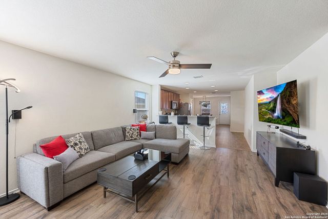 10211 Reyes, San Antonio, TX 78254