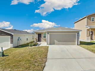 10211 Reyes, San Antonio, TX 78254