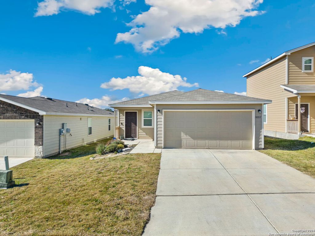 10211 Reyes, San Antonio, TX 78254