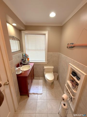 1340 Manchester Road, Glastonbury, CT 06033