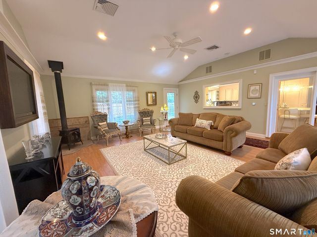 1340 Manchester Road, Glastonbury, CT 06033