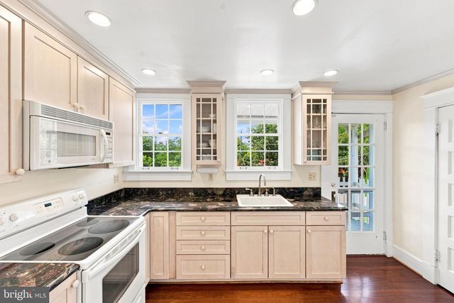 58 WINCHESTER ST, Warrenton, VA 20186
