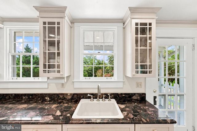 58 WINCHESTER ST, Warrenton, VA 20186