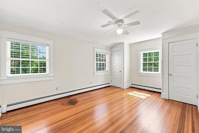 58 WINCHESTER ST, Warrenton, VA 20186
