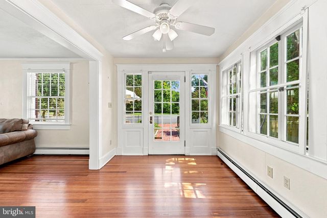 58 WINCHESTER ST, Warrenton, VA 20186