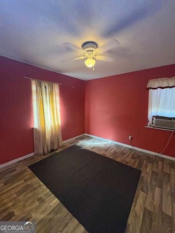 407 E Brooks Avenue, Griffin, GA 30223