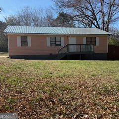 407 E Brooks Avenue, Griffin, GA 30223