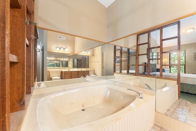 34 Rasso Way 64, Kimberling City, MO 65686