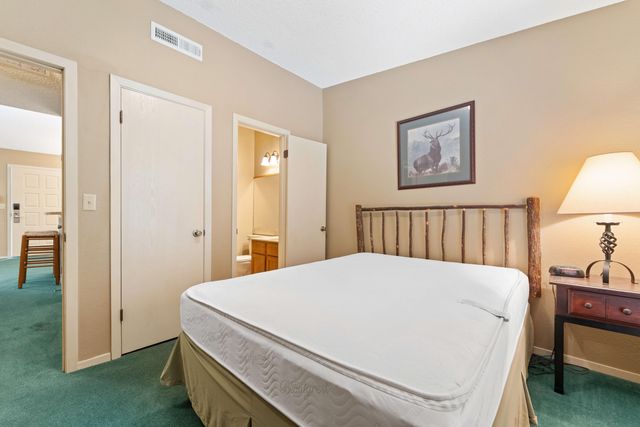 34 Rasso Way 64, Kimberling City, MO 65686