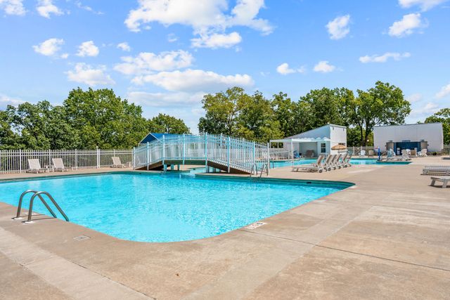 34 Rasso Way 64, Kimberling City, MO 65686