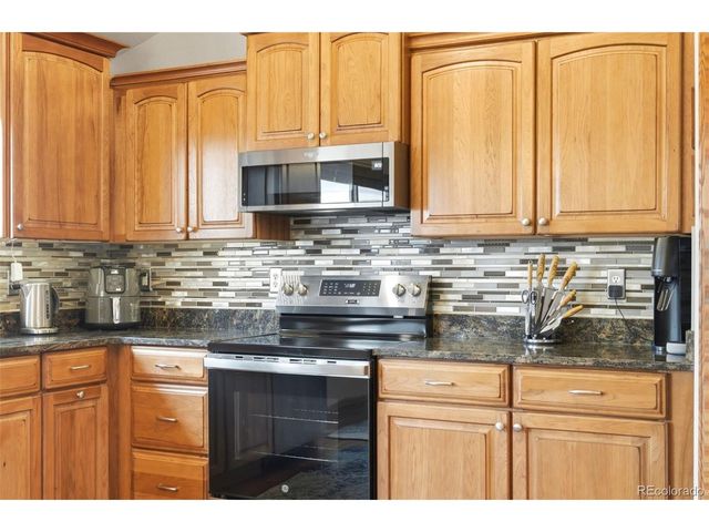 569 Branding Iron Ln, Castle Rock, CO 80104