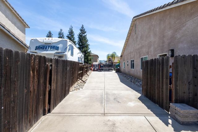 1424 Doria Way, Manteca, CA 95336