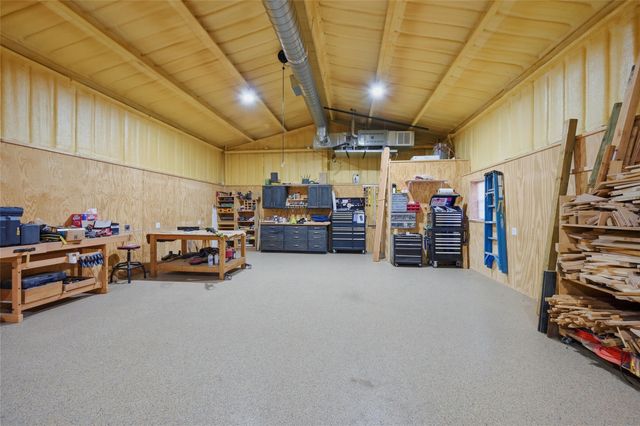 1000 Swindle Road, Howe, TX 75459