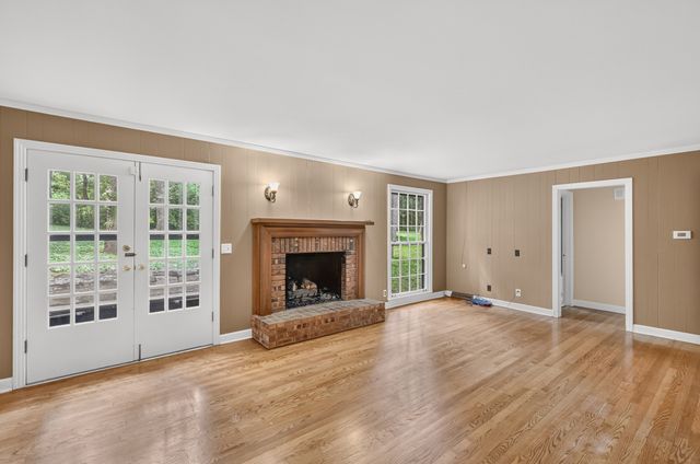 1011 Stuart Ln, Brentwood, TN 37027