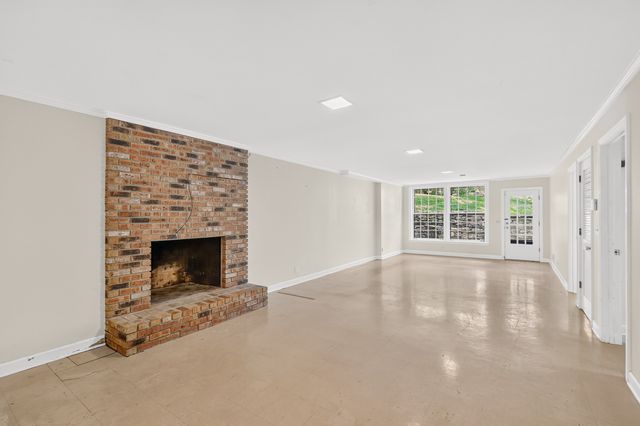 1011 Stuart Ln, Brentwood, TN 37027