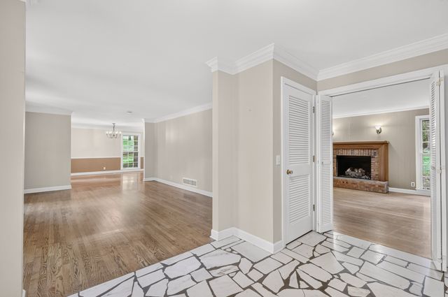1011 Stuart Ln, Brentwood, TN 37027