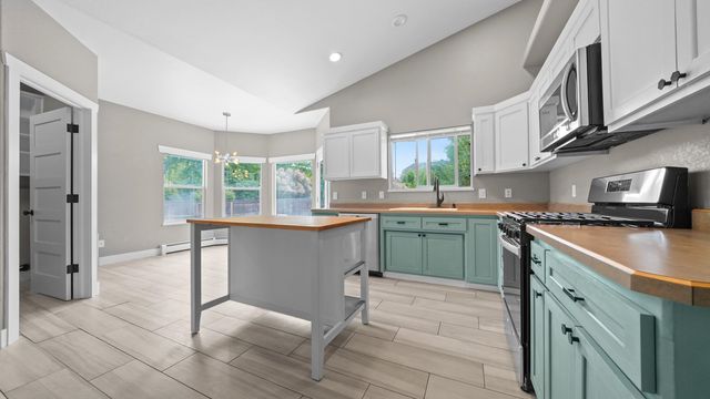 2035 Wrangler Way, Grand Junction, CO 81507