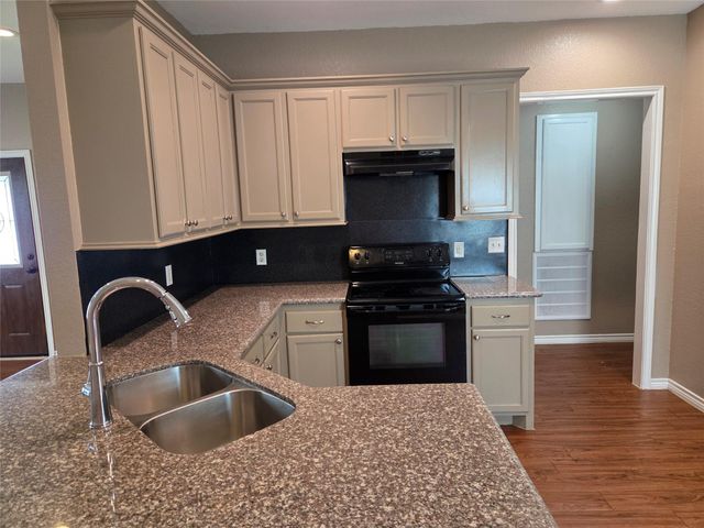 438 Spence Lane, Crosby, TX 77532