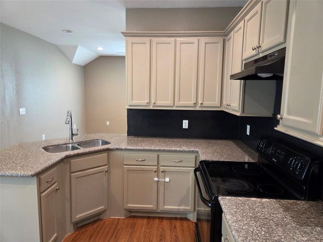 438 Spence Lane, Crosby, TX 77532