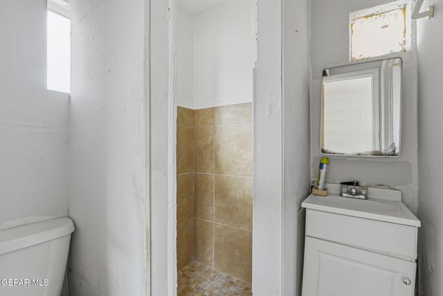 209 N Seville Drive, El Paso, TX 79905