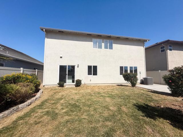 1176 Willow Hill Ave, Sacramento, CA 95834