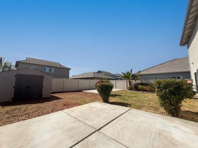 1176 Willow Hill Ave, Sacramento, CA 95834