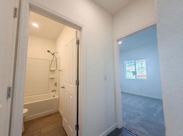 1176 Willow Hill Ave, Sacramento, CA 95834