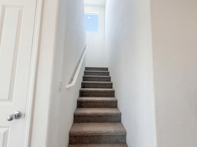 1176 Willow Hill Ave, Sacramento, CA 95834