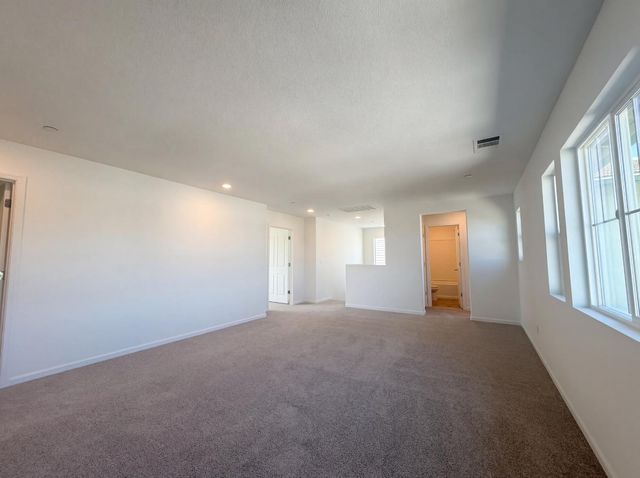 1176 Willow Hill Ave, Sacramento, CA 95834