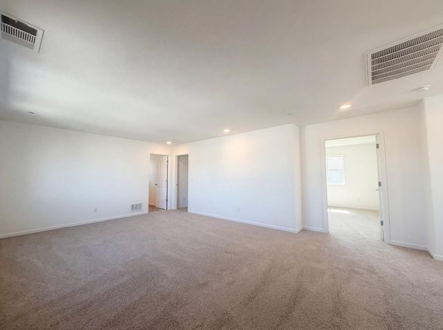 1176 Willow Hill Ave, Sacramento, CA 95834