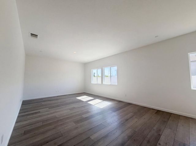 1176 Willow Hill Ave, Sacramento, CA 95834