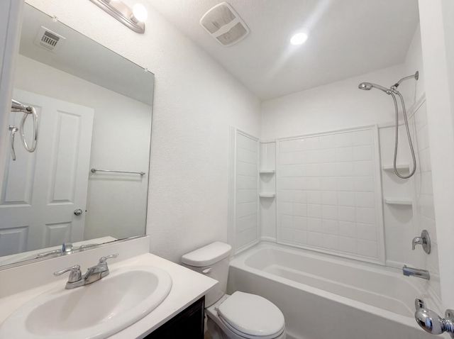 1176 Willow Hill Ave, Sacramento, CA 95834