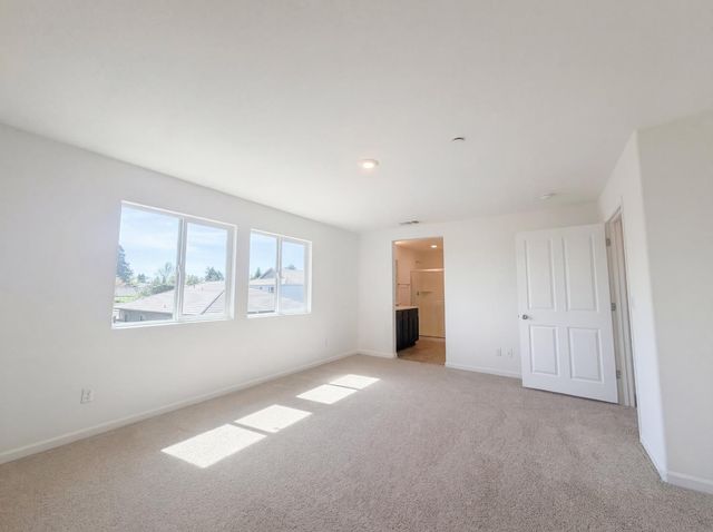 1176 Willow Hill Ave, Sacramento, CA 95834