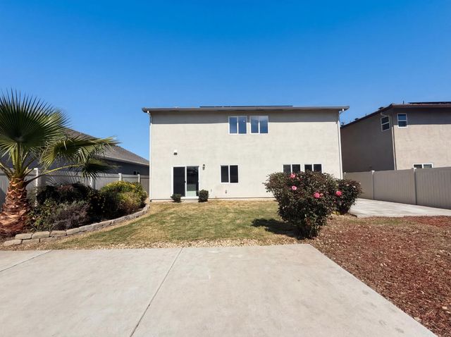 1176 Willow Hill Ave, Sacramento, CA 95834