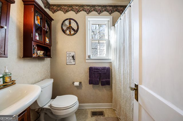 29 Mountain View Drive, Toccoa, GA 30577